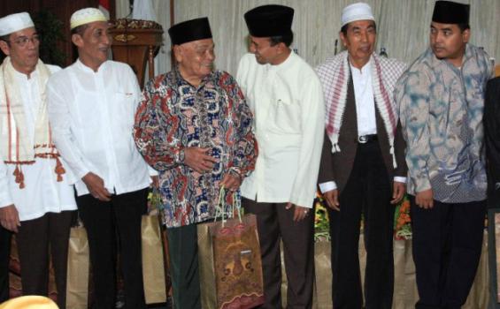 Hitung Cepat Indo Barometer: Duet Gatot-Tengku Unggul 32,84 Persen