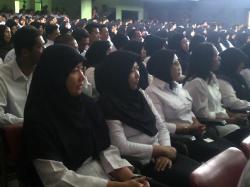 Walikota Malang Berharap Tenaga Honorer Menjadi PNS Yang Jujur