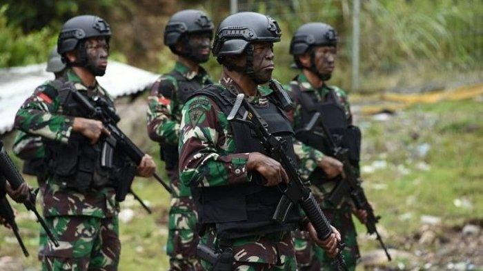 Seks ona kelin gropes uyqu