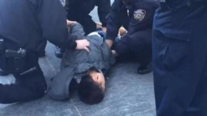 Diserang Pakai Samurai, Dahlan Terkapar