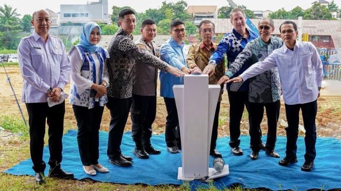 Prosesi pembunyian sirine.