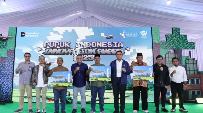 Dukung Ketahanan Pangan, Pupuk Indonesia Salurkan 2.574 Paket Beras SPHP untuk Masyarakat
