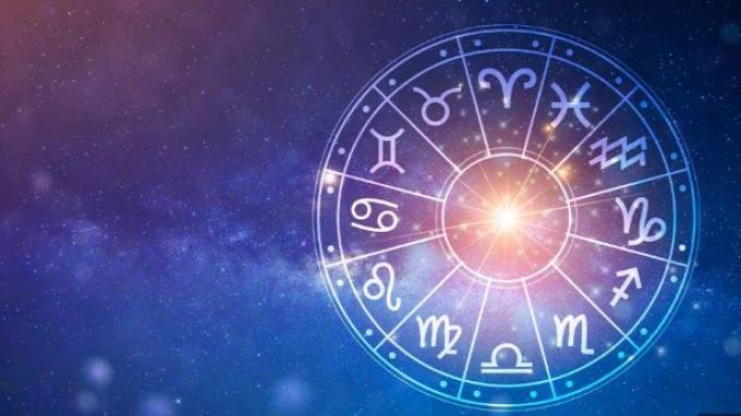 ILUSTRASI RAMALAN ZODIAK - Ilustrasi ramalan zodiak yang diambil dari laman womansworld pada 6 Februari 2023 (Foto Arsip). Berikut ramalan zodiak 12 bintang untuk Kamis, 7 Agustus 2025.