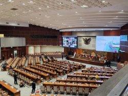 DPR Gelar Rapat Paripurna Pembukaan Masa Sidang, 76 Anggota Hadir Fisik