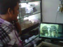 Terekam CCTV, Pencuri Laptop Dibekuk