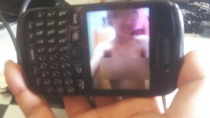 Zainuri Ancam Sebar Video 'Adegan Ranjang' Kalau Istrinya Minta Cerai
