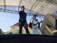 Kampanye Khofifah, Dhani-Rhoma Duet Nyanyi Begadang