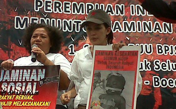 Rieke: Dahsyatnya Lady Gaga, Tutup Isu Hambalang