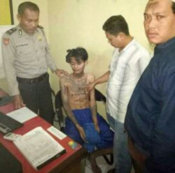 Tak Diberi Uang, Rijal Tikam Neneknya hingga Tewas