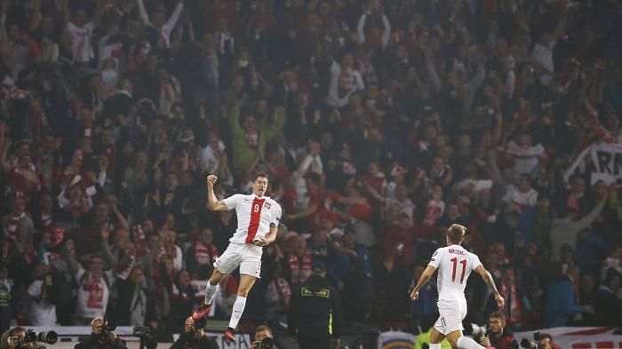 Gol Menit 90+4 Lewandowski Kubur Impian Skotlandia ke Putaran Final