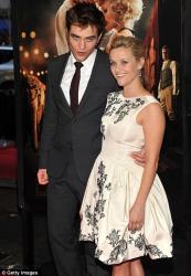 Di Sinilah Robert Pattinson Sembunyi Sembuhkan Patah Hati