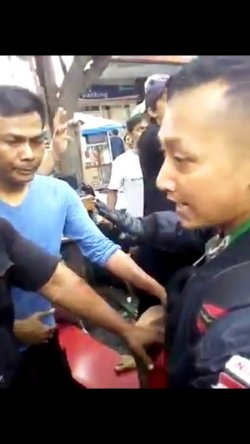 Prajurit TNI Tangkap Begal, Lalu Amankan Pelaku dari Amukan Massa
