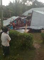 Dua Rumah di Jember Roboh Diterjang Angin