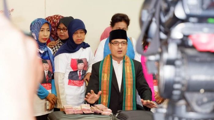 Sam Aliano Ikut Komentari Hukuman Bos First Travel