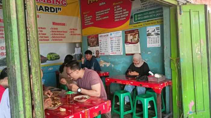 sate kambing pak mardi sdfawsefawef