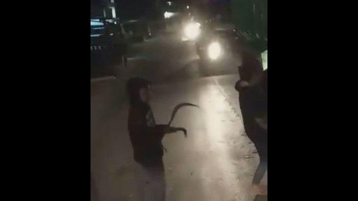 Awas, Gerombolan Remaja Bercelurit Siap Palak Siapa Saja Untuk