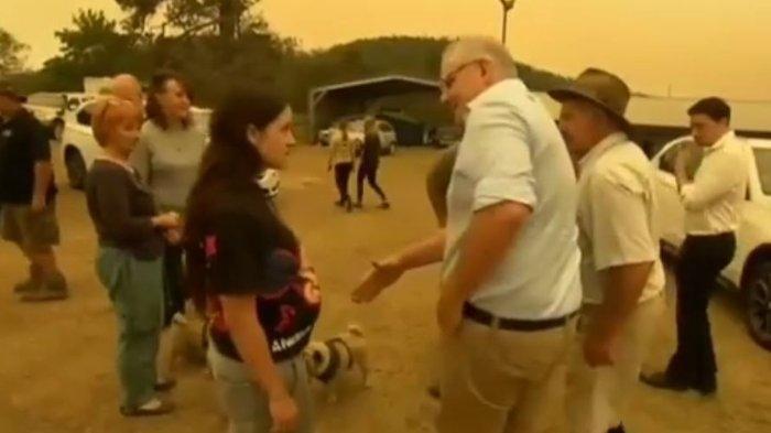Momen PM Australia, Scott Morrison Dihujat Warganya, Ditolak Bersalaman hingga diteriaki 'Idiot'