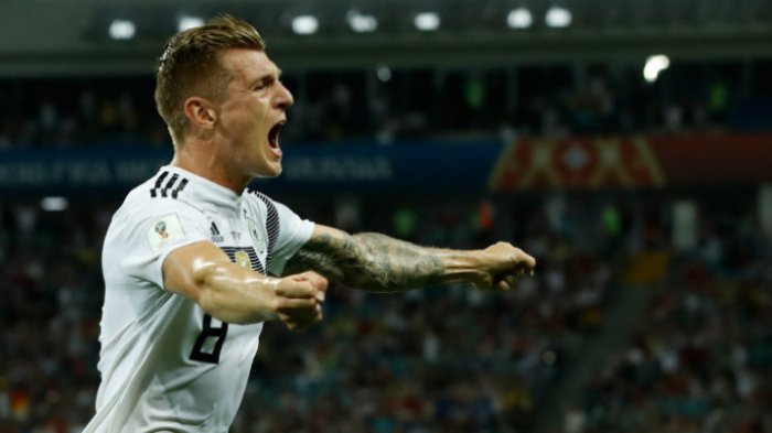 Jadi Pahlawan Jerman, Toni Kroos Banjir Pujian Dari Berbagai Kalangan! Robbie Williams ikut Komentar