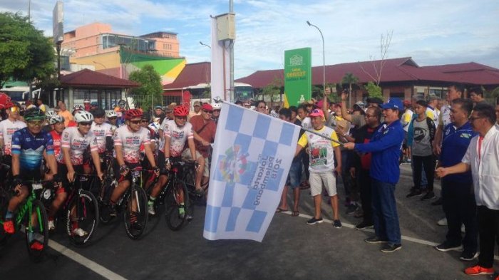 Sepeda Nusantara di kota Manado Dilepas Walikota Manado