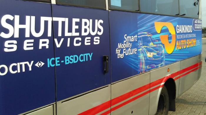 Ada Lomba Tarik Truk di GIIAS 2016