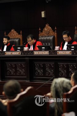 Banyak Gugatan Digugurkan MK, KPU Segera Tetapkan Kepala Daerah Terpilih