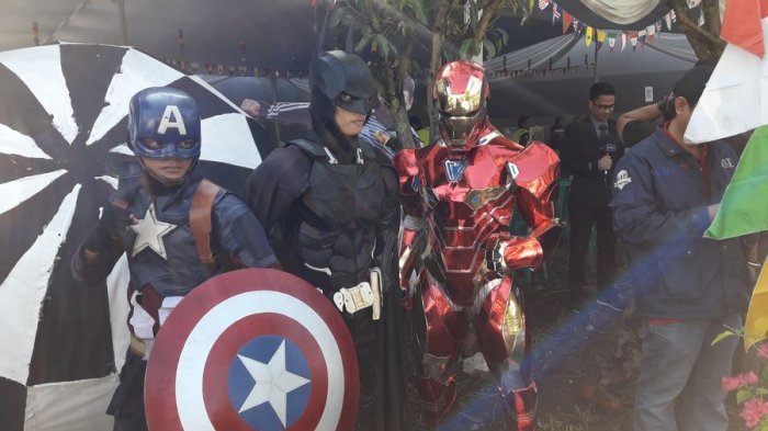 TPS Dekat Rumah Ridwan Kamil Dilayani 3 Superhero