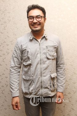 Perjuangan Surya Saputra Mendampingi Mertuanya yang Terkena Stroke Ringan