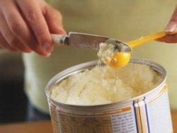 Ilustrasi susu formula - Pemerintah menerbitkan aturan tentang penyelenggaraan upaya kesehatan, salah satunya memuat penjualan susu formula, termasuk iklan dan promosinya