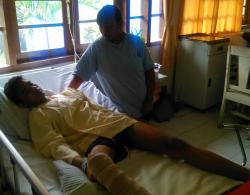 Sunoto Kesulitan Biaya untuk Operasi Kaki Anaknya