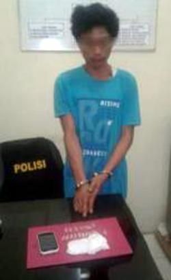Transaksi Narkoba di Rumahnya, Andre Ditangkap Polisi