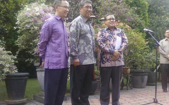 Dipo Alam: Tidak Ada Demisioner Para Wamen Tetap Bekerja