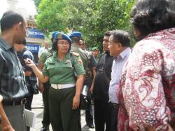 Tim Olah TKP Lakukan Gerakan Tutup Mulut