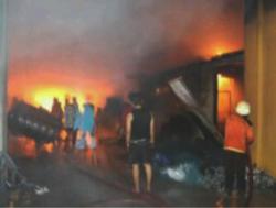 Toko Bangunan di Jombang Ludes Terbakar