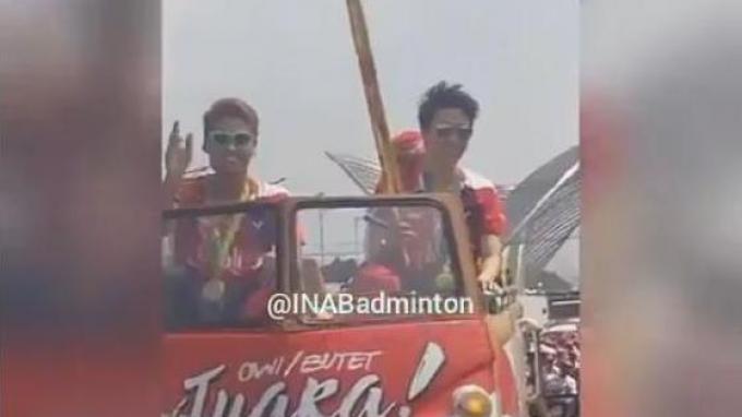 Owi/Butet Diarak Keliling Kota Kudus, Warga Sambut Meriah