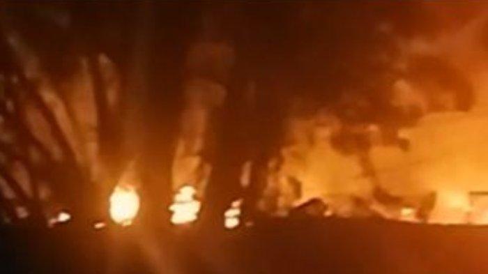 Pemukim Israel melempari markas besar Badan PBB untuk Pengungsi Palestina (UNWRA) dengan batu dan membakar bagian luar gedung.