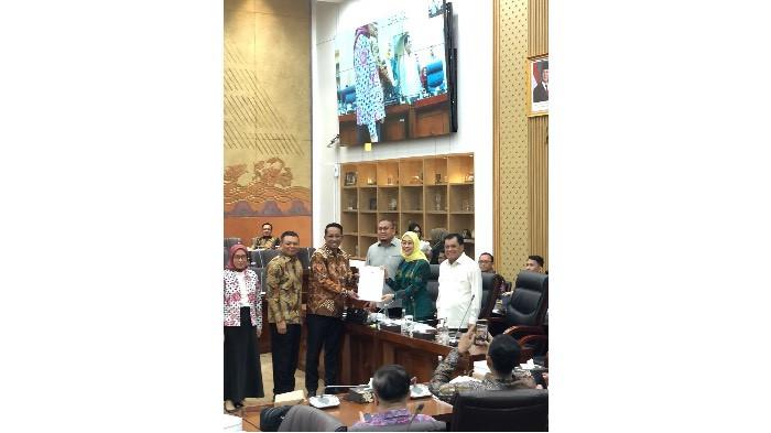 Nurdin Halid: Perubahan UU BUMN Perkuat BUMN Menuju Kampiun Nasional dan Pemain Global
