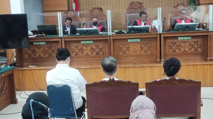 BREAKING NEWS Hakim Vonis Terdakwa Kasus Penganiyaan PRT Siti Khotimah 4 Tahun Penjara