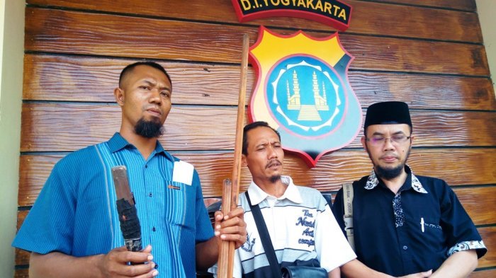 Warga Temon Polisikan Oknum PT Angkasa Pura I