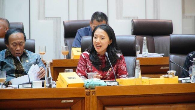 Dukung Hilirisasi, Puteri Komarudin Minta Regulasi Bea Keluar Emas dan Batubara Segera Rampung