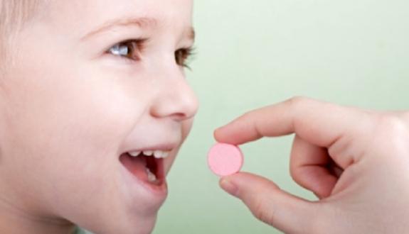 Musim Sakit, Jaga Imun Anak! Perlukah Suplemen Tambahan untuk si Kecil? Ini Kata Dokter