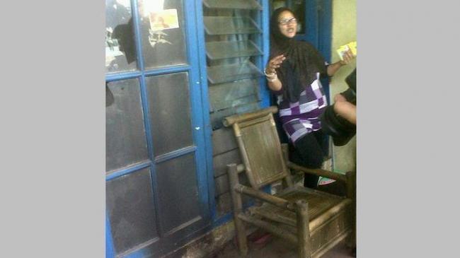 20140409_151027_rumah-caleg-dibom-molotovjpg.jpg