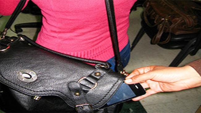 Wanita di Bekasi Jadi Korban Perampasan, Pelaku Todongkan Celurit dan Gasak Motor Korban