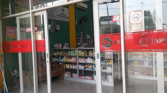 Kasus Influenza di Indonesia Meroket, Apotek Diserbu Warga yang Beli Obat Batuk Pilek