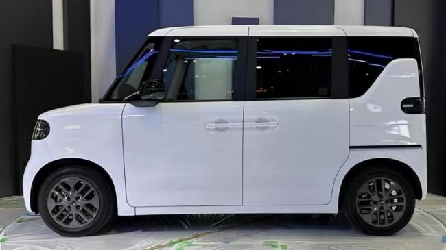 BYD K-Car Terungkap Menjelang Debutnya di Japan Mobility Show 2025