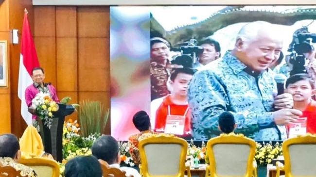 Jelang Hari Pahlawan, Bamsoet Ingatkan Pemberian Gelar Pahlawan untuk Soeharto