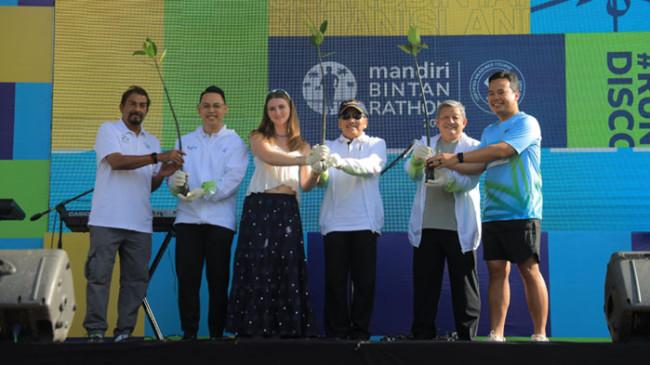Bank Mandiri Dorong Aksi Hijau di Bintan Marathon 2025 Lewat Inisiatif Mandiri Looping For Life