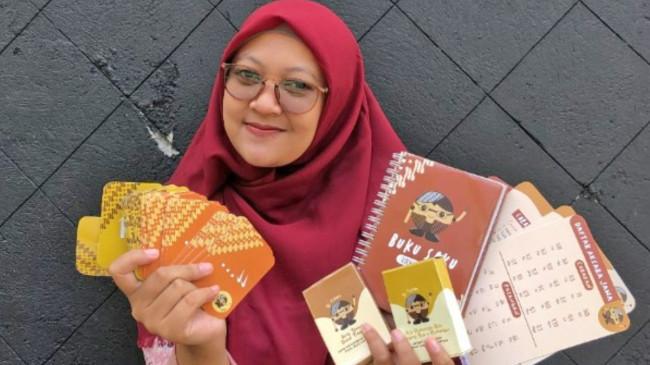 Cara Asyik Si Ojan Lestarikan Aksara Jawa Pakai Board Game, Gabung Rumah BUMN Solo demi Naik Kelas