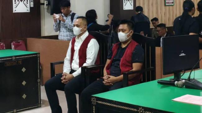 Kompol Yogi dan Ipda Aris Minta Dibebaskan Dari Dakwaan, Bantah Piting dan Pukul Brigadir Nurhadi