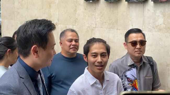 Dilaporkan Erika Carlina, DJ Panda Santai Jalani Pemeriksaan Perdana di Polda Metro Jaya