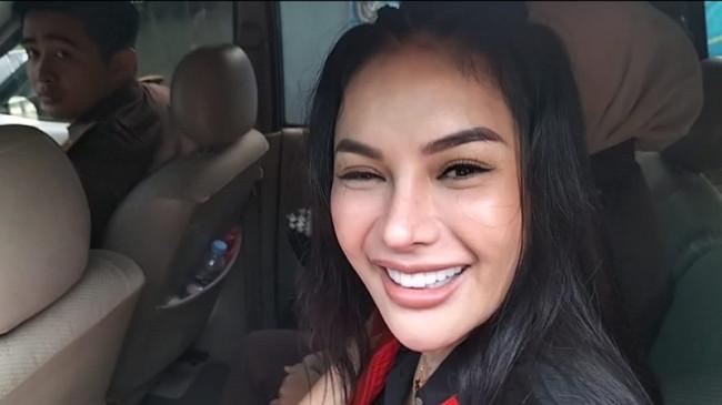 BREAKING NEWS Nikita Mirzani Divonis 4 Tahun Kasus Pemerasan terhadap Reza Gladys